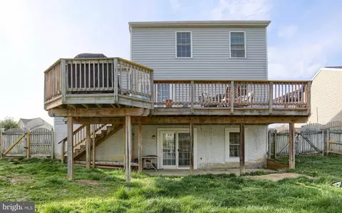 Exterior - 808 White Pine Ln, Joppa, MD 21085 photo 4 of 10