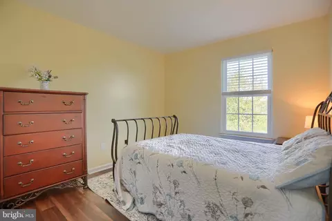 Bedroom - 808 White Pine Ln, Joppa, MD 21085 photo 4 of 5