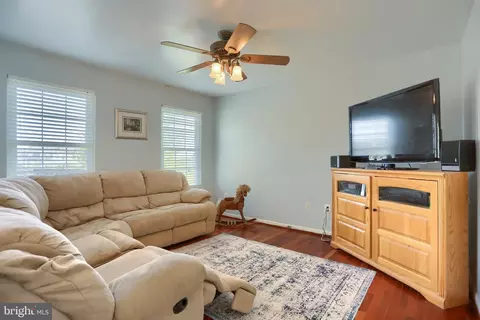 Other - 808 White Pine Ln, Joppa, MD 21085 photo 4 of 10