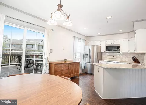 Kitchen - 2015 Pointview Cir, Forest Hill, MD 21050 photo 3 of 3