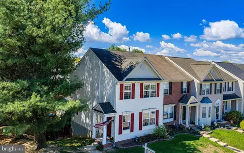 View/Area - 2015 Pointview Cir, Forest Hill, MD 21050 photo 2 of 9