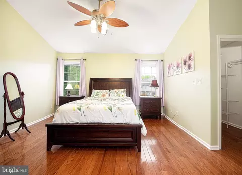 Bedroom - 2015 Pointview Cir, Forest Hill, MD 21050 photo 2 of 4