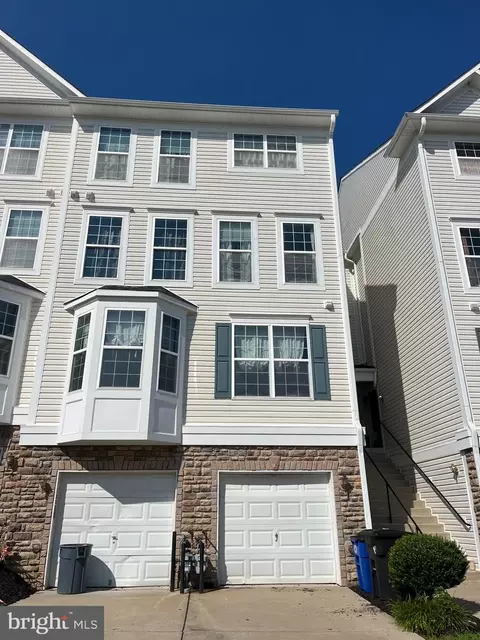 120 Mohegan Dr #E, Havre De Grace, MD 21078