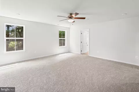 Entry Way - 539 Potomac Rd, Joppa, MD 21085 photo 11 of 12