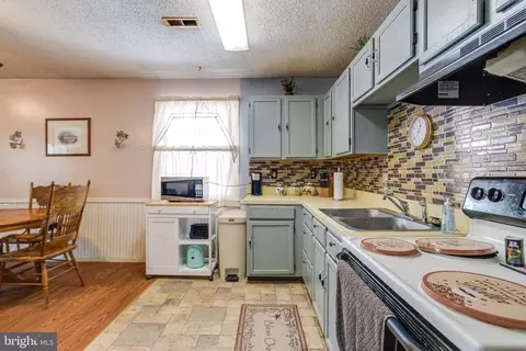 Kitchen - 1805 Shirley Ave, Joppa, MD 21085 photo 3 of 3