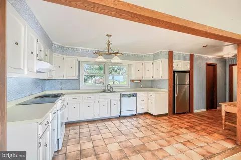 Kitchen - 2807 Pocock Rd, Monkton, MD 21111 photo 3 of 5