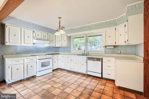 Kitchen - 2807 Pocock Rd, Monkton, MD 21111 photo 2 of 5