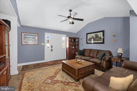 Entry Way - 2508 Lincrest Rd, Joppa, MD 21085 photo 1 of 4