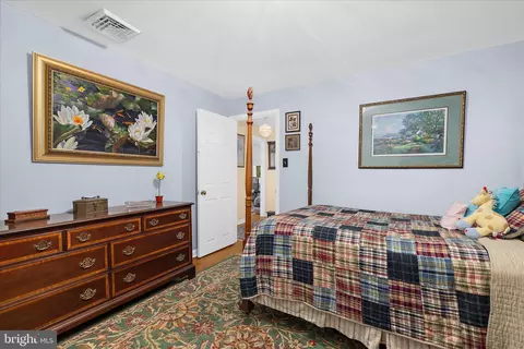 Bedroom - 2508 Lincrest Rd, Joppa, MD 21085 photo 3 of 12