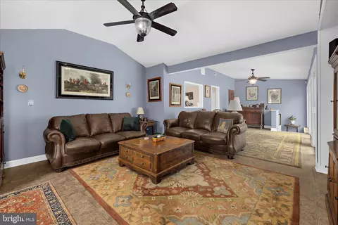 Living - 2508 Lincrest Rd, Joppa, MD 21085 photo 5 of 5
