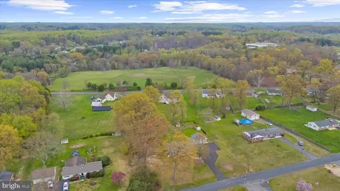View/Area - 2508 Lincrest Rd, Joppa, MD 21085 photo 4 of 13