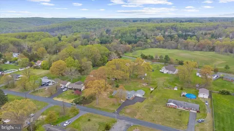 View/Area - 2508 Lincrest Rd, Joppa, MD 21085 photo 3 of 13