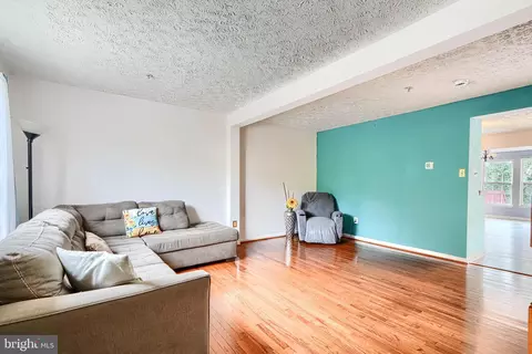 Living - 537 Cider Press Ct #13, Joppa, MD 21085 photo 2 of 3