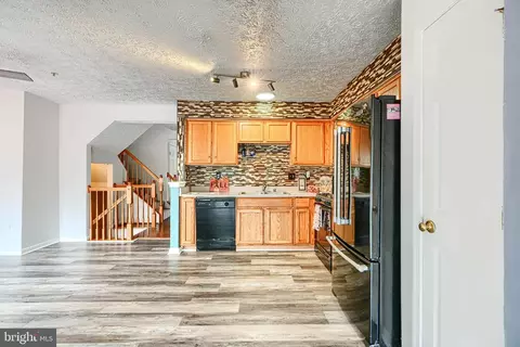 Kitchen - 537 Cider Press Ct #13, Joppa, MD 21085 photo 3 of 3