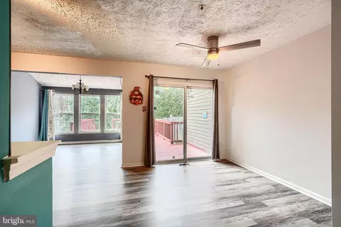 Living - 537 Cider Press Ct #13, Joppa, MD 21085 photo 3 of 3