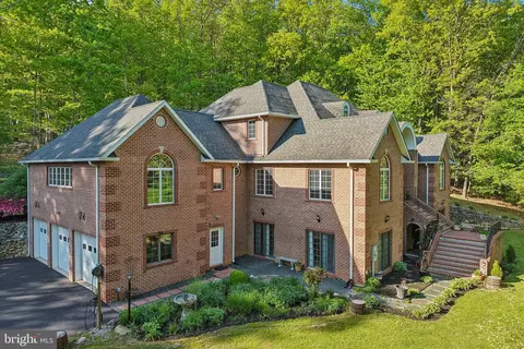 3632 Burkins Rd, Street, MD 21154