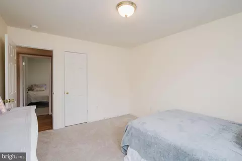 Bedroom - 2623 E Rhododendron Dr, Abingdon, MD 21009 photo 14 of 16