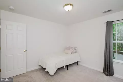 Bedroom - 2623 E Rhododendron Dr, Abingdon, MD 21009 photo 10 of 16