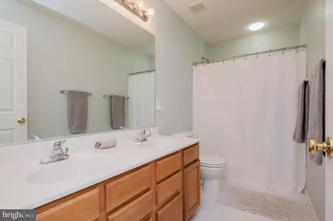 Bath - 2623 E Rhododendron Dr, Abingdon, MD 21009 photo 4 of 5