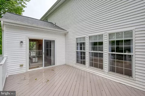 Exterior - 2623 E Rhododendron Dr, Abingdon, MD 21009 photo 6 of 14