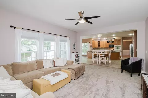 Living - 2623 E Rhododendron Dr, Abingdon, MD 21009 photo 4 of 7