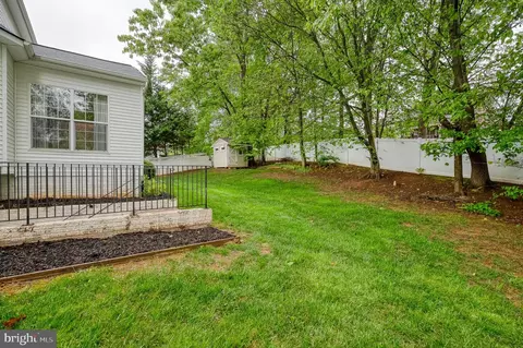 Exterior - 2623 E Rhododendron Dr, Abingdon, MD 21009 photo 13 of 14