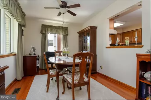 Dining - 110 Shell Cove Ct, Joppa, MD 21085 photo 4 of 6