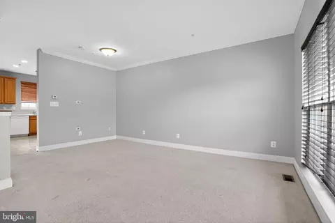 Living - 627 Berwick Ct, Abingdon, MD 21009 photo 2 of 3