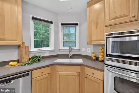 Kitchen - 1315 Hidden Brook Ct, Abingdon, MD 21009 photo 2 of 3