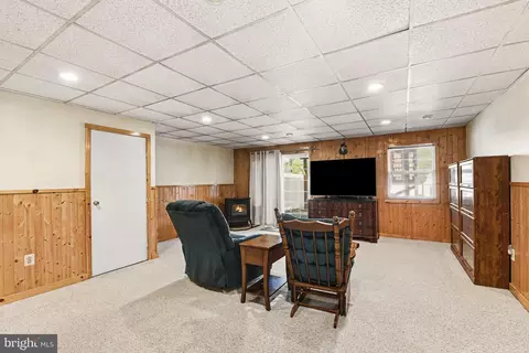 Living - 3147 Thornapple Ct, Abingdon, MD 21009 photo 2 of 2