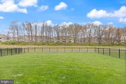 Exterior - 2511 Easy St, Fallston, MD 21047 photo 2 of 4