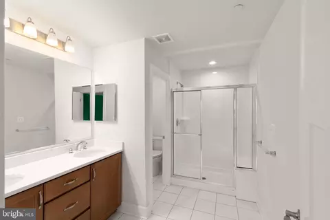 Bath - 2511 Easy St, Fallston, MD 21047 photo 1 of 2