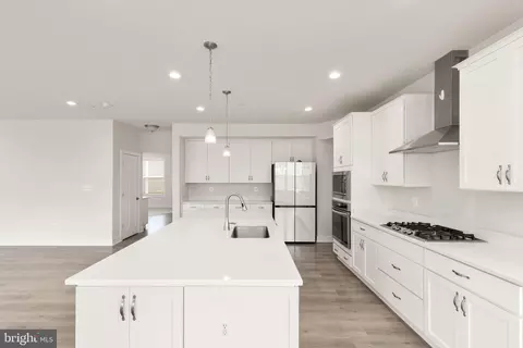 Kitchen - 2511 Easy St, Fallston, MD 21047 photo 2 of 2
