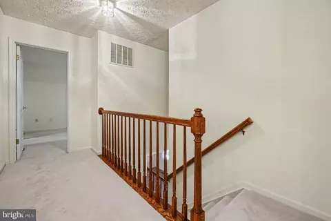 Entry Way - 918 Deer Ct, Abingdon, MD 21009 photo 4 of 4