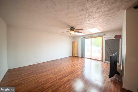 Living - 357 Regal Dr, Abingdon, MD 21009 photo 5 of 8