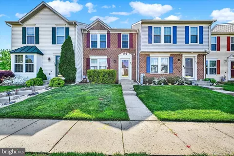 Exterior - 402 Macintosh Cir, Joppa, MD 21085 photo 2 of 6
