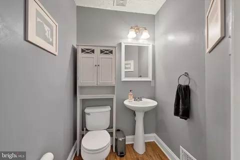 Entry Way - 402 Macintosh Cir, Joppa, MD 21085 photo 3 of 3