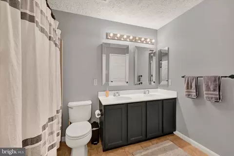 Bath - 402 Macintosh Cir, Joppa, MD 21085 photo 1 of 1