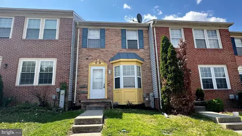 704 Saint Peters Ct, Edgewood, MD 21040