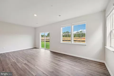 Living - 711 Managrass Dr, Joppa, MD 21085 photo 5 of 5
