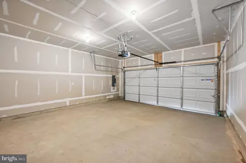 Entry Way - 711 Managrass Dr, Joppa, MD 21085 photo 22 of 22