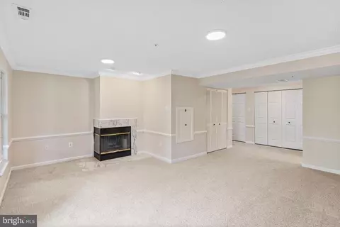 Living - 238 Leastone Ln, Abingdon, MD 21009 photo 5 of 6
