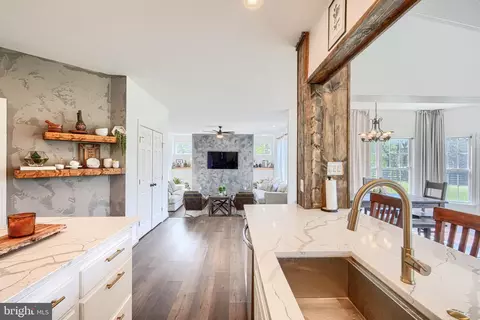 Entry Way - 208 Christopher Rd, Forest Hill, MD 21050 photo 6 of 10