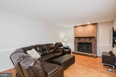 Living - 414 Abbey Cir, Abingdon, MD 21009 photo 5 of 6