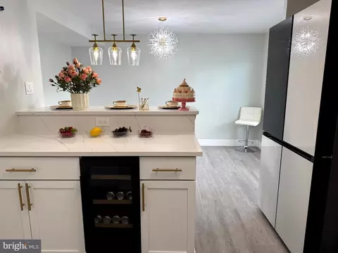 Kitchen - 701 Shore Dr, Joppa, MD 21085 photo 7 of 13