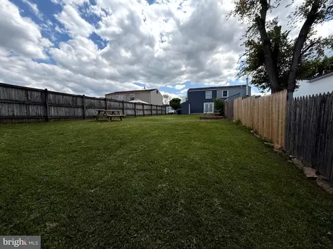 Exterior - 701 Shore Dr, Joppa, MD 21085 photo 16 of 16