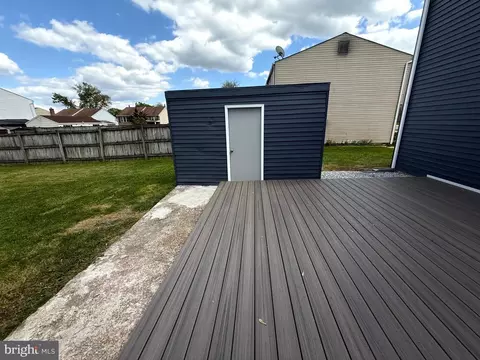 Exterior - 701 Shore Dr, Joppa, MD 21085 photo 13 of 16