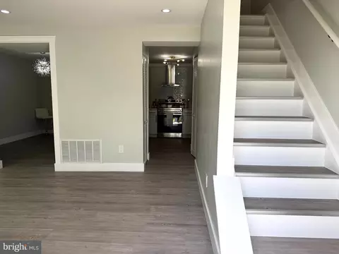 Entry Way - 701 Shore Dr, Joppa, MD 21085 photo 2 of 11