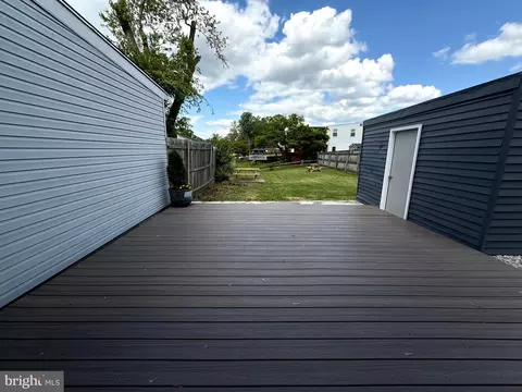 Exterior - 701 Shore Dr, Joppa, MD 21085 photo 8 of 16