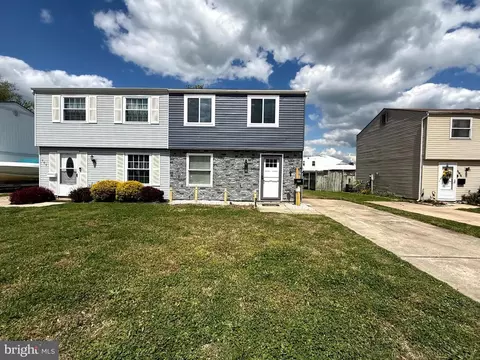 Exterior - 701 Shore Dr, Joppa, MD 21085 photo 5 of 16